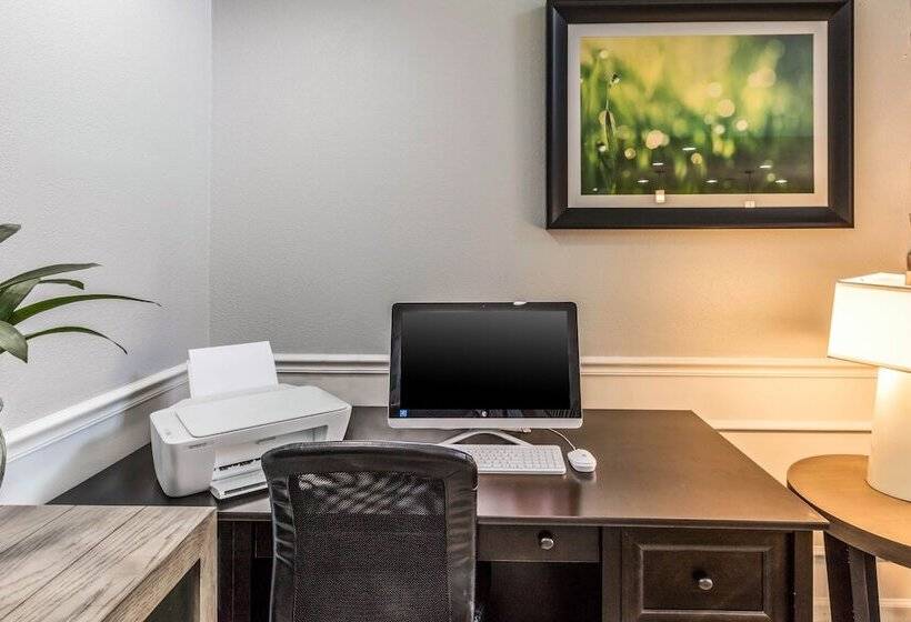 בית מלון כפרי Quality Inn Gallatinnashville Metro