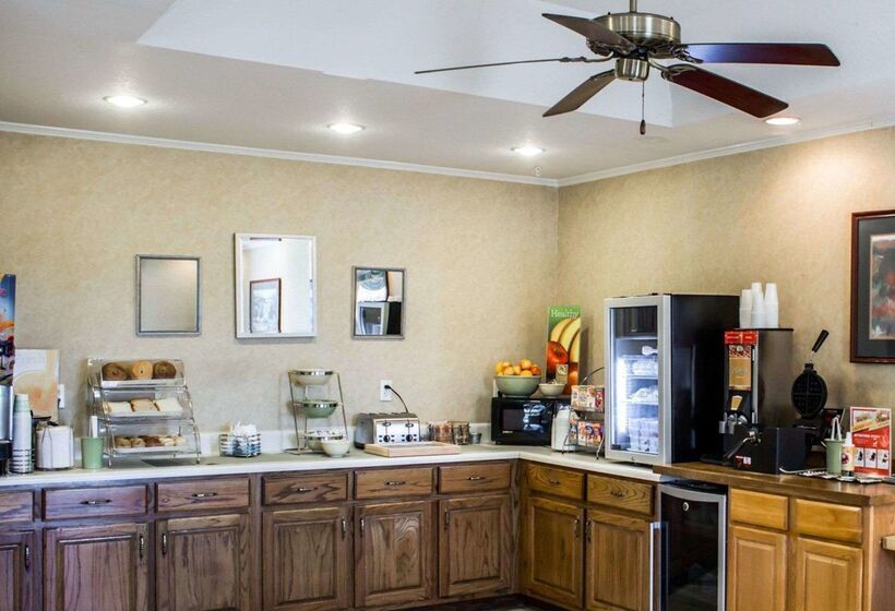 Отель Quality Inn Goldsboro