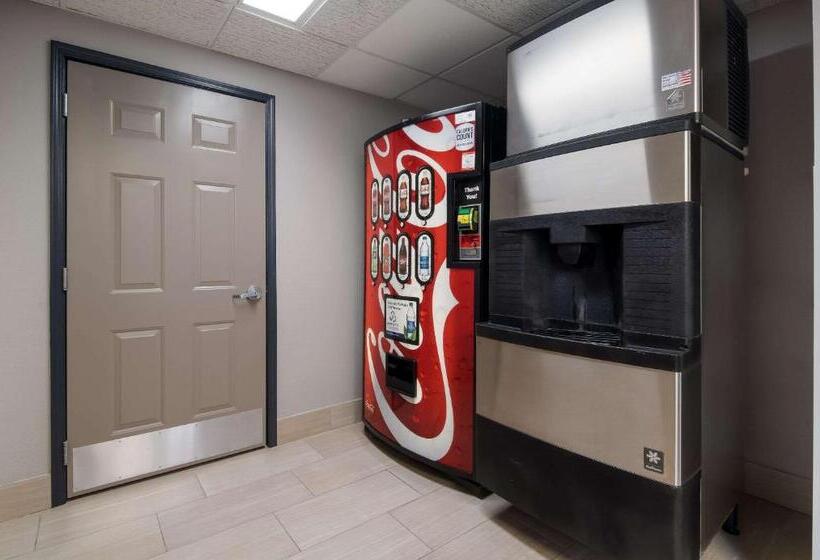 Отель Quality Inn Goldsboro