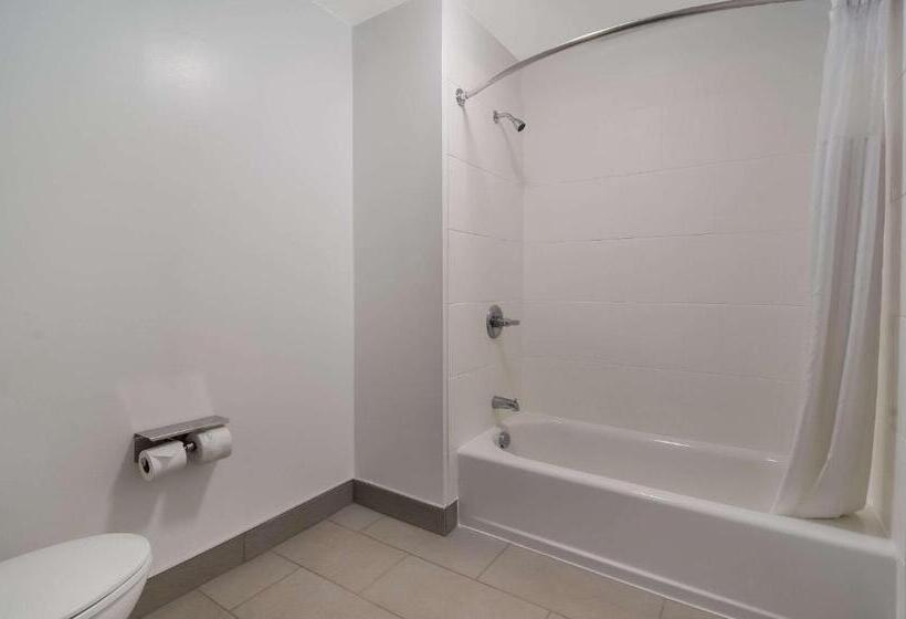 Отель Quality Inn Goldsboro