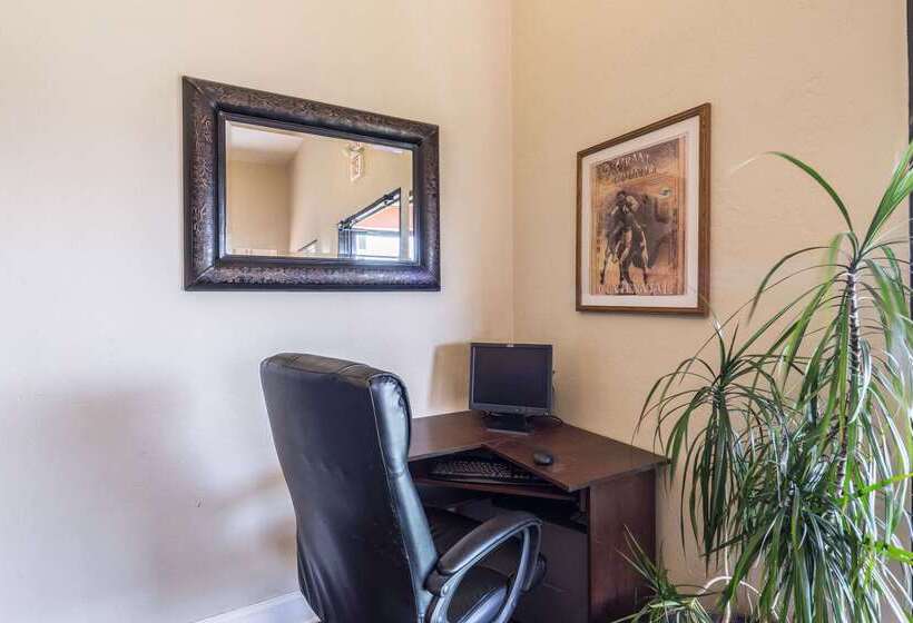 فندق Quality Inn