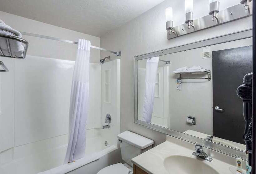 فندق Quality Inn