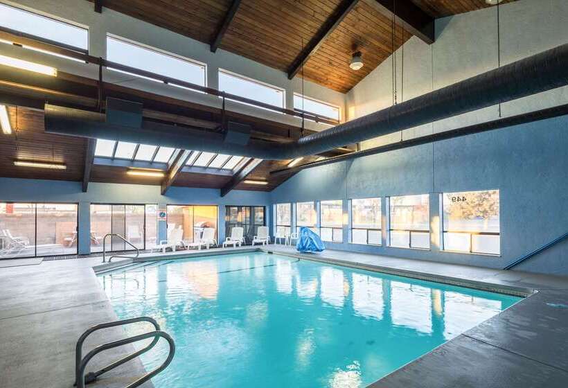 فندق Quality Inn