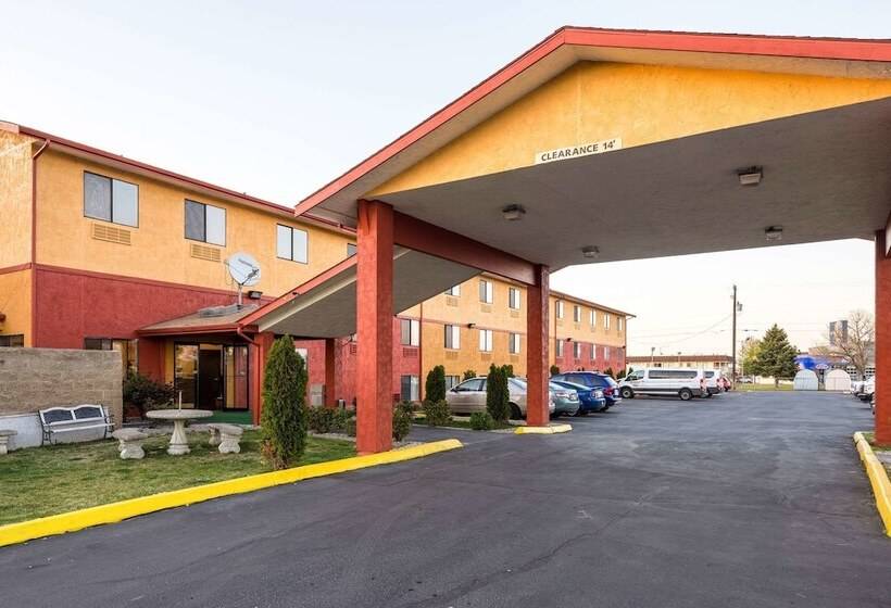 فندق Quality Inn