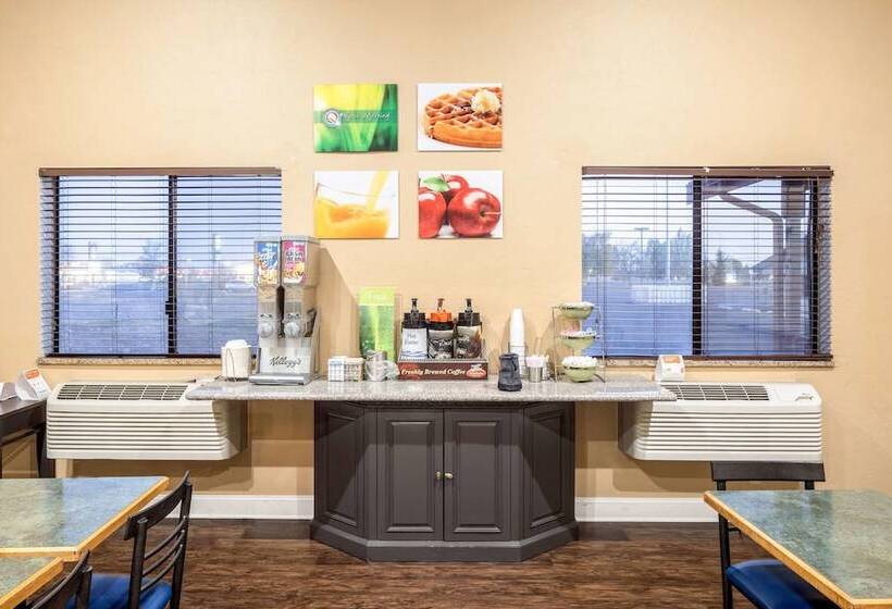 فندق Quality Inn