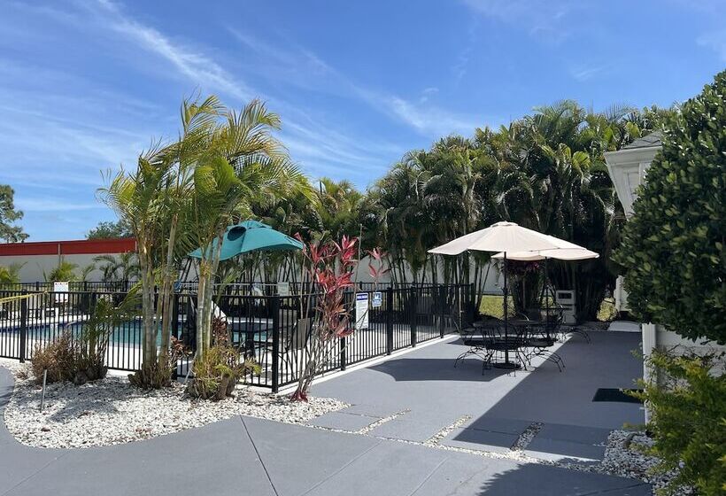 فندق Quality Inn Palm Bay  Melbourne I95