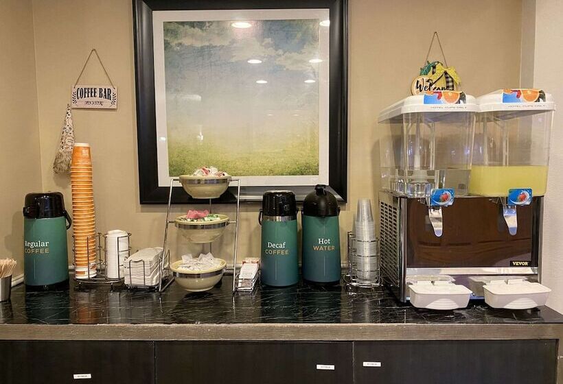 فندق Quality Inn Palm Bay  Melbourne I95