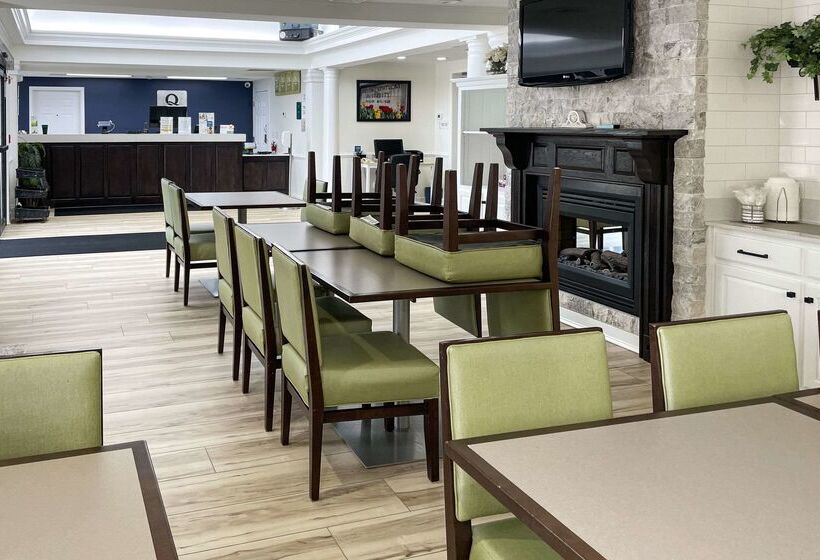 فندق Quality Inn