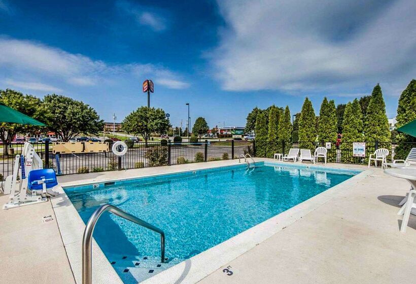 فندق Quality Inn