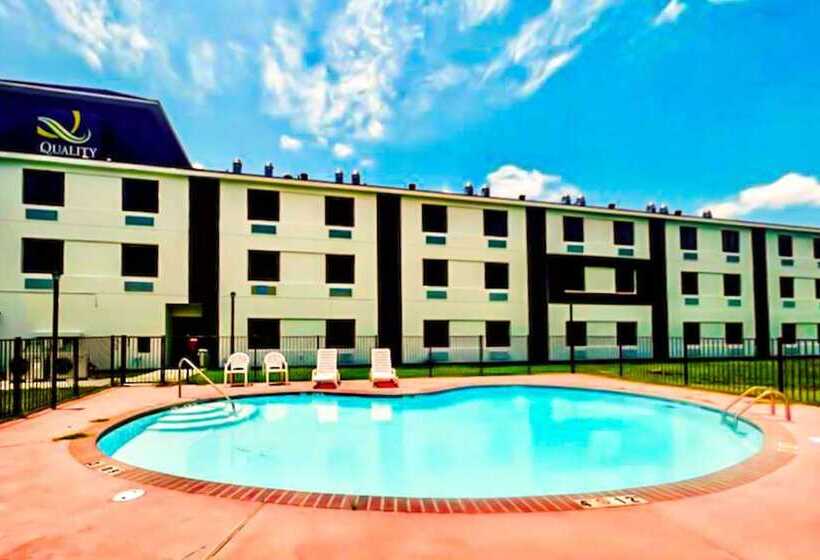 هتل Quality Inn & Suites Lake Charles South