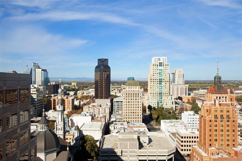 Отель Sheraton Grand Sacramento