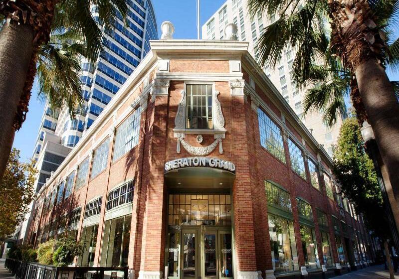 Отель Sheraton Grand Sacramento