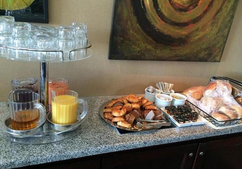 Отель Sheraton Grand Sacramento