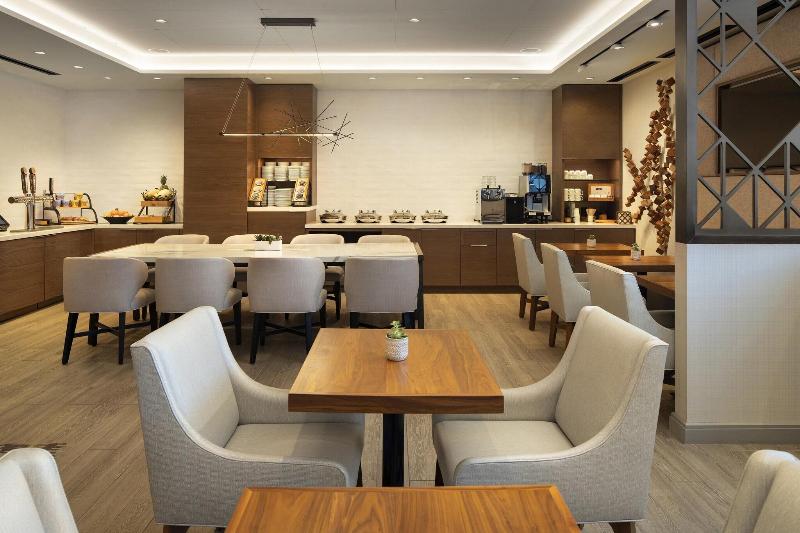 Отель Sheraton Grand Sacramento