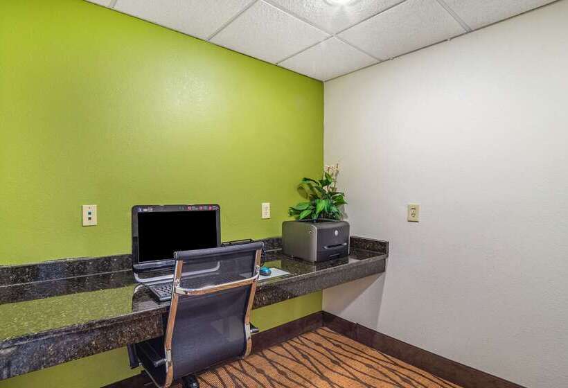 Garner Hotel Aiken South, An Ihg