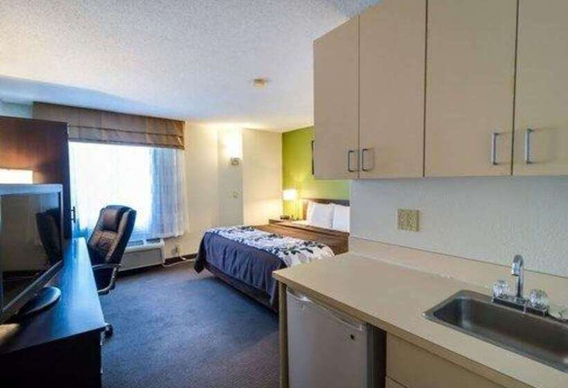 هتل Sleep Inn Airport