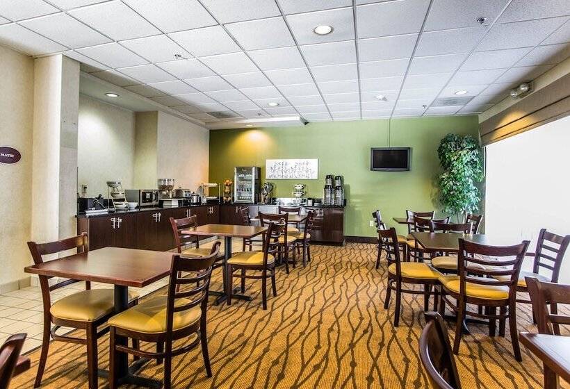 هتل Sleep Inn Airport