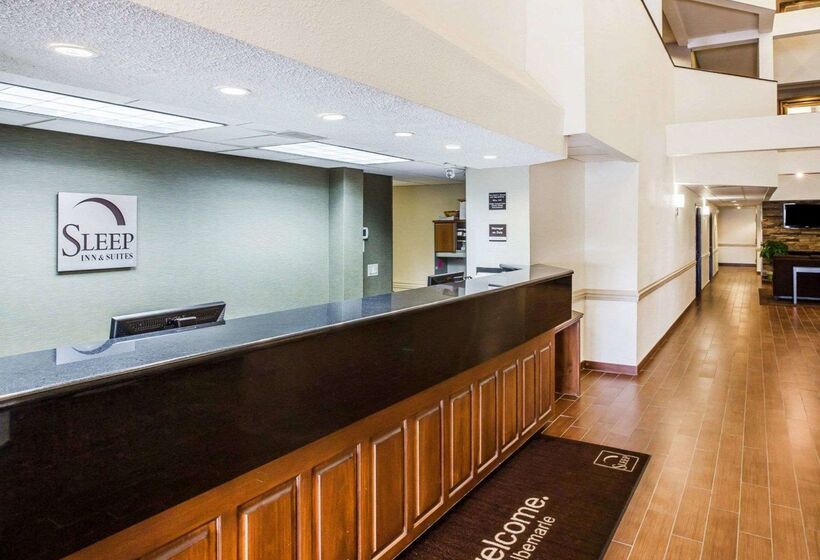 酒店 Clarion Pointe Albemarle