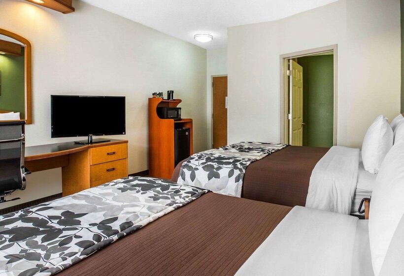 酒店 Clarion Pointe Albemarle