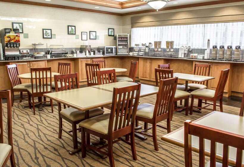 בית מלון כפרי Comfort Inn & Suites Ashland – Richmond North