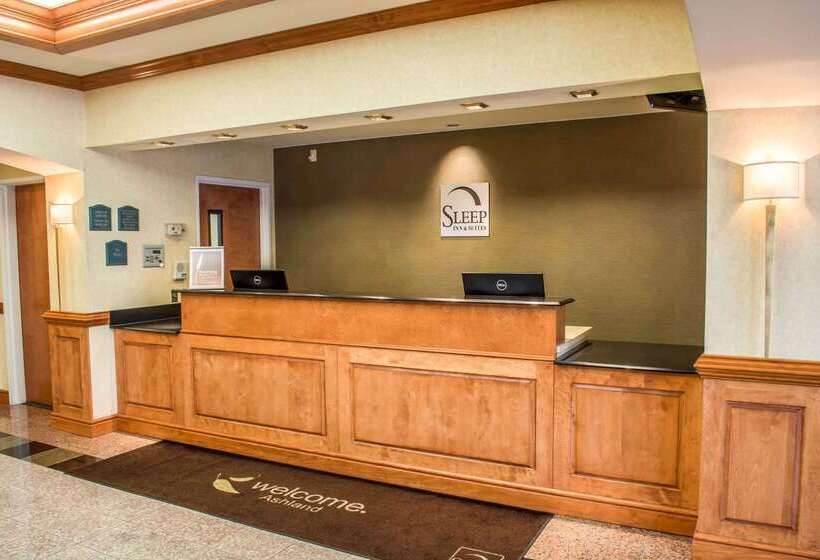 בית מלון כפרי Comfort Inn & Suites Ashland – Richmond North