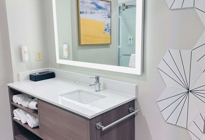 בית מלון כפרי Comfort Inn & Suites Ashland – Richmond North