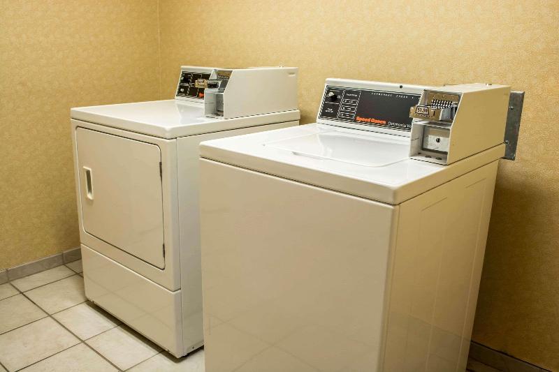 בית מלון כפרי Comfort Inn & Suites Ashland – Richmond North