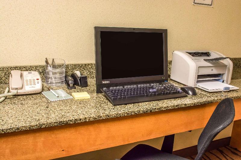 בית מלון כפרי Comfort Inn & Suites Ashland – Richmond North