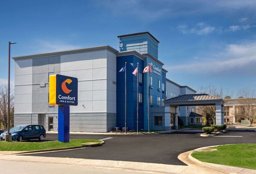בית מלון כפרי Comfort Inn & Suites Ashland – Richmond North