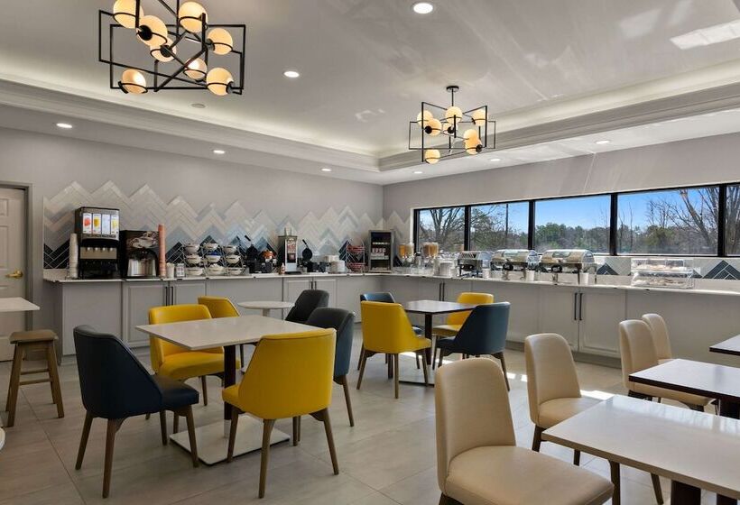 בית מלון כפרי Comfort Inn & Suites Ashland – Richmond North