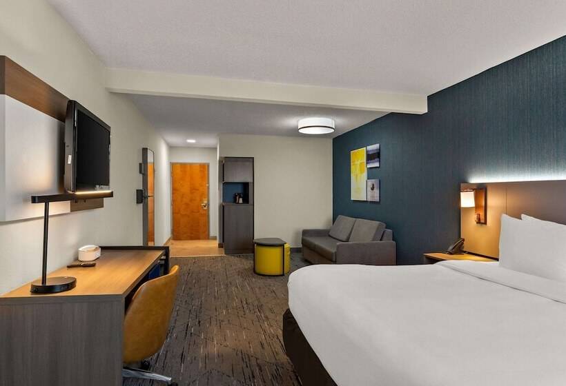 בית מלון כפרי Comfort Inn & Suites Ashland – Richmond North