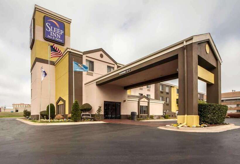 בית מלון כפרי Sleep Inn & Suites Tulsa Central I 44