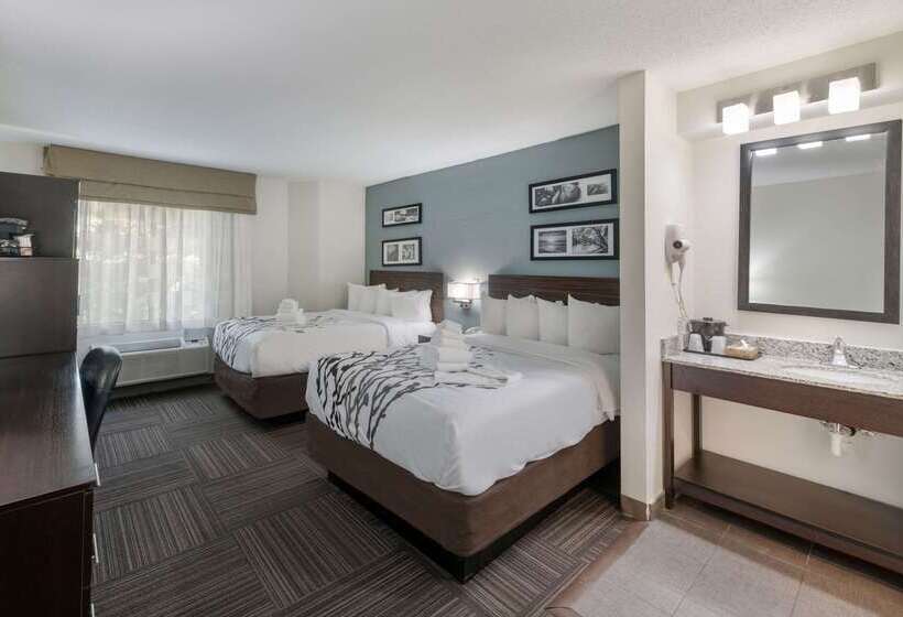 Отель Sleep Inn & Suites Chesapeake Portsmouth