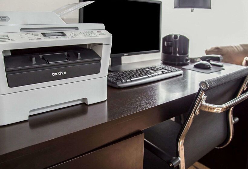 בית מלון כפרי Sleep Inn & Suites Davenport   Quad Cities