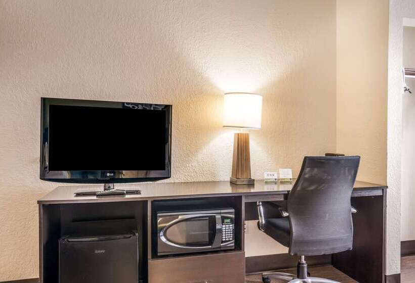 هتل Sleep Inn & Suites Jacksonville Near Camp Lejeune