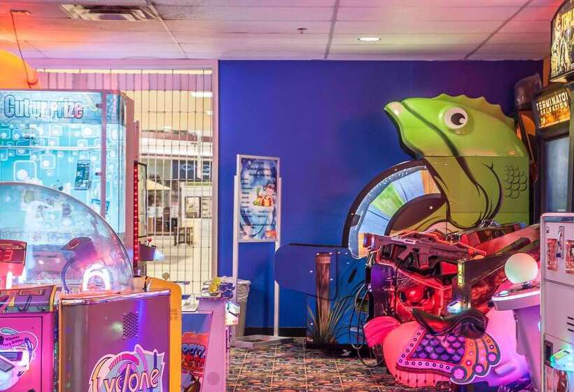 בית מלון כפרי Sleep Inn & Suites Conference Center And Water Park