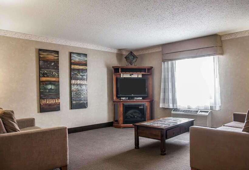 בית מלון כפרי Sleep Inn & Suites Conference Center And Water Park