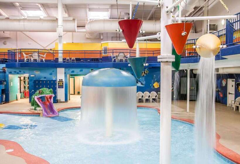 בית מלון כפרי Sleep Inn & Suites Conference Center And Water Park