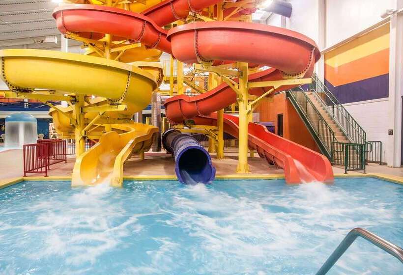 בית מלון כפרי Sleep Inn & Suites Conference Center And Water Park