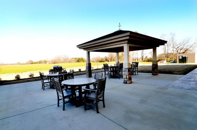 Отель Sleep Inn & Suites Mount Olive North