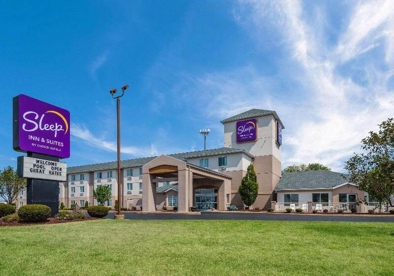 Отель Sleep Inn & Suites