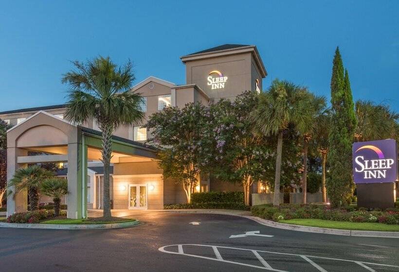 Отель Sleep Inn Charleston West Ashley