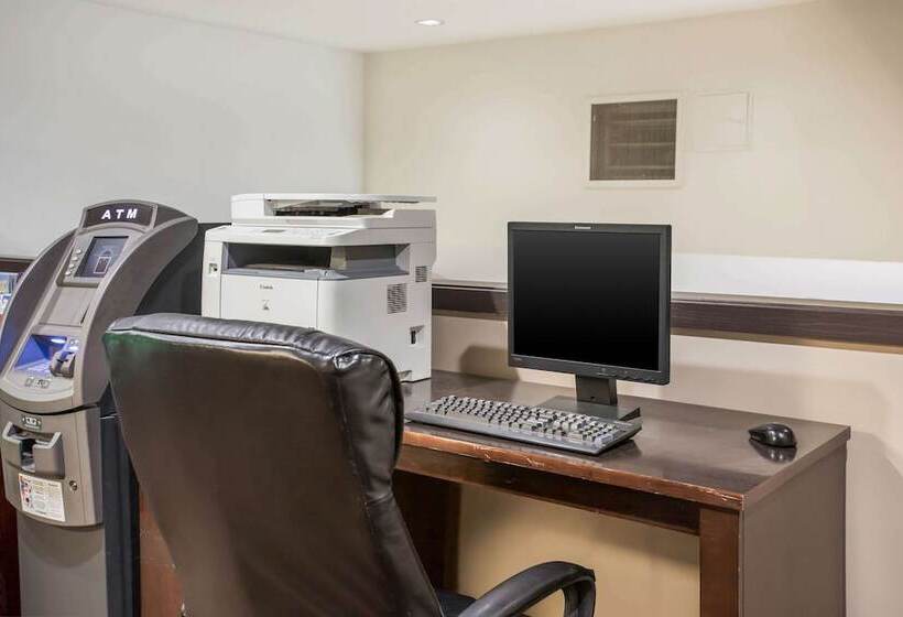 فندق Sleep Inn Kansas City International Airport