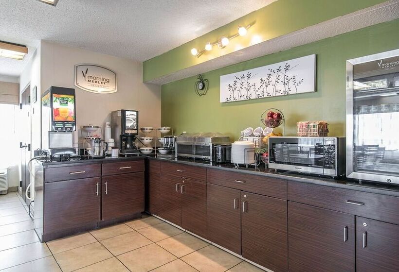 فندق Sleep Inn Kansas City International Airport