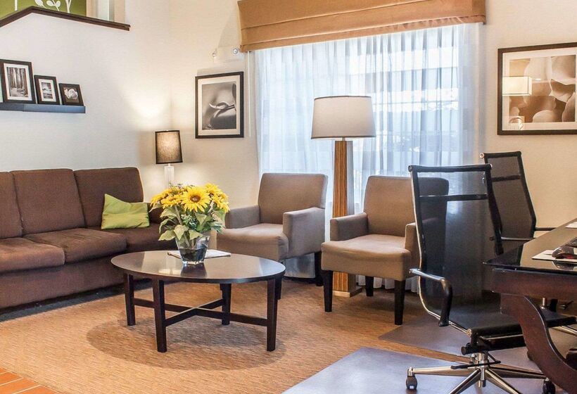 Отель Sleep Inn Sea Tac Airport