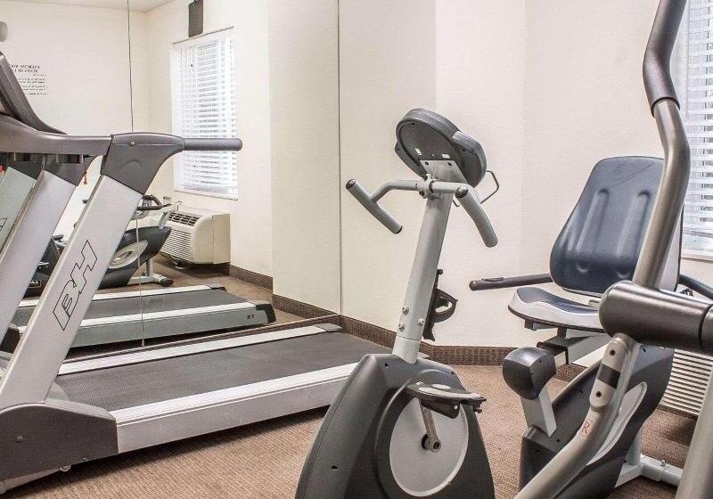 Отель Sleep Inn Sea Tac Airport