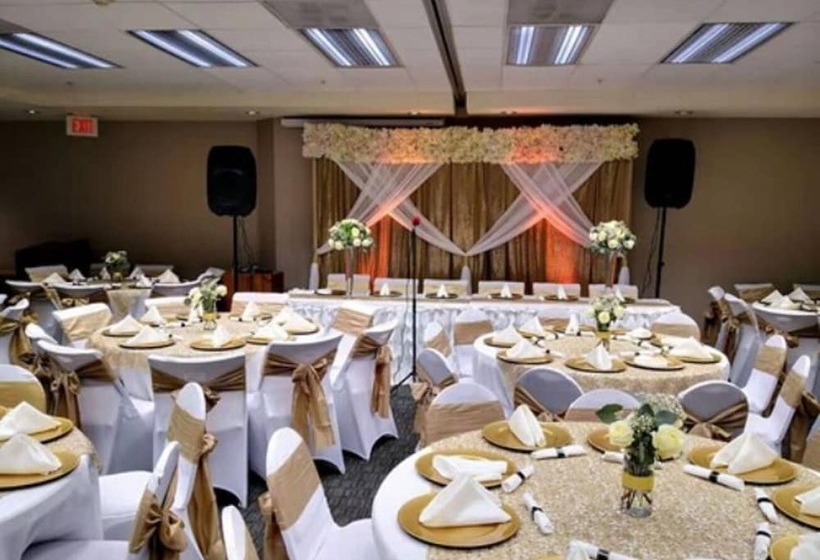 Отель Sleep Inn Sea Tac Airport