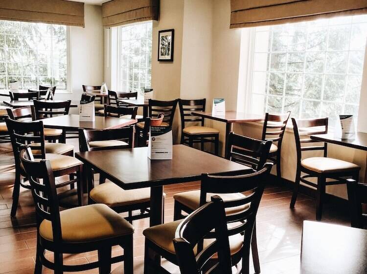 Отель Sleep Inn Sea Tac Airport