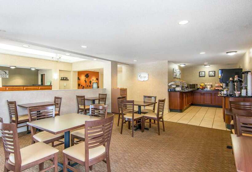 酒店 Spark By Hilton Fredericksburg Southpoint