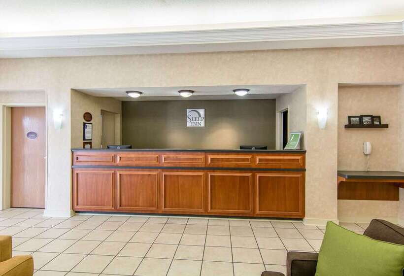 酒店 Spark By Hilton Fredericksburg Southpoint